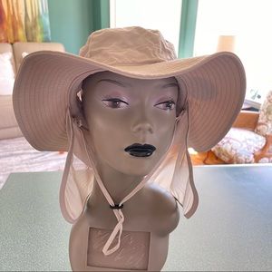 Columbia insect blocker hat